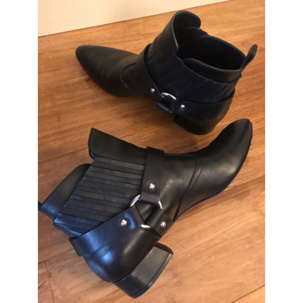 Casadei leather black booties